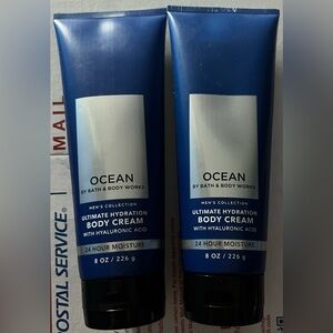 Men’s bath and body works lotion (both come with order)